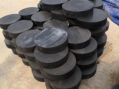 吴江区板式橡胶支座由若干层橡胶片与薄钢板经加压硫化
